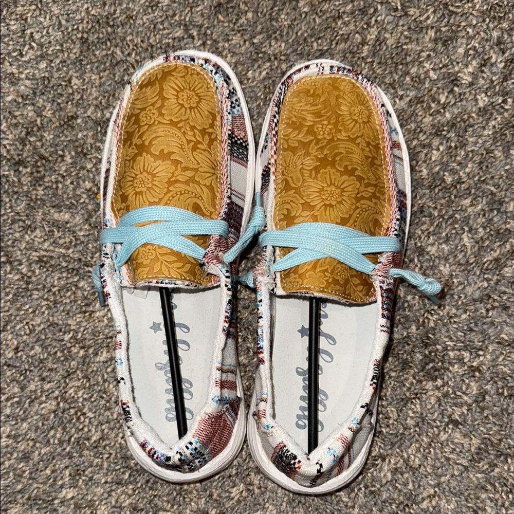 Gypsy Jazz Multicolor Casual Shoes